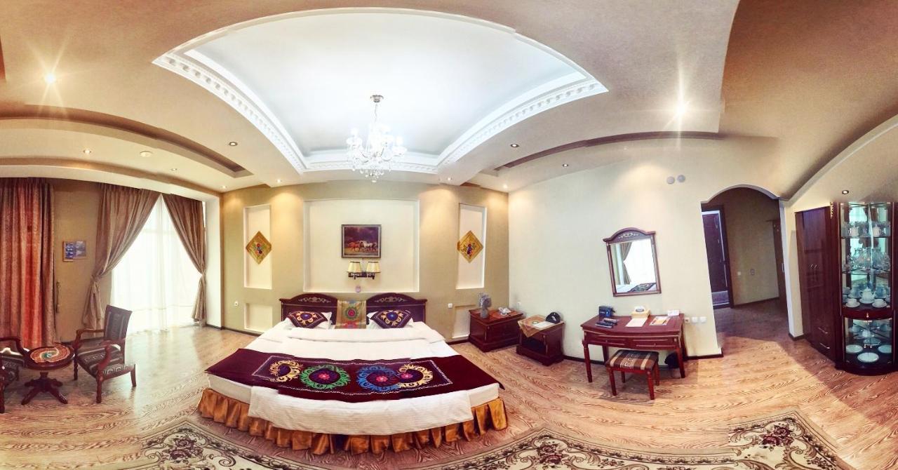 Oriyo Dushanbe Hotel エクステリア 写真